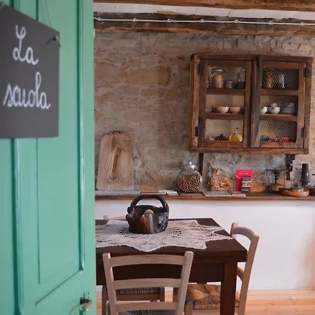 I Pascoli Di Amaltea Alba (Piedmont)